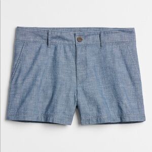 𝅺nwt Gap size 10 3" Short Chambray